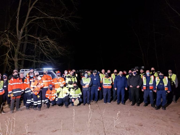 Azta! A 18. kerületi polgárőrök vezetésével találtak meg egy eltűnt 13 éves kislányt! Óriási akció volt