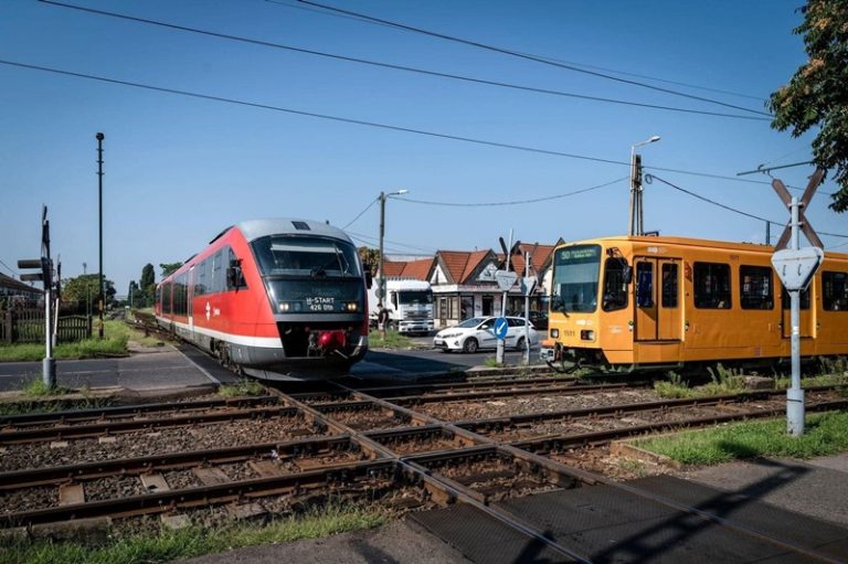 Na, végre! Tervek készülnek a lajosmizsei vasútvonal fejlesztésére