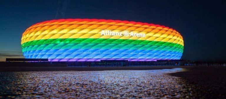 Úgy tűnik, mégsem lesz szivárványszínű a müncheni stadion a német–magyaron