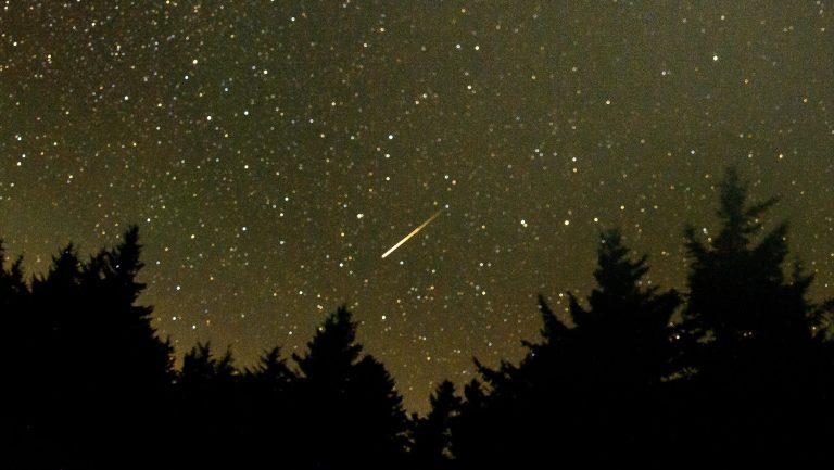 Jön az év egyik leglátványosabb csillaghullása: érkezik a Perseidák meteorraj