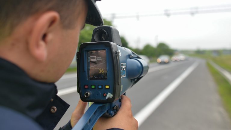 Rosszul kezdődött a hónap a gyorshajtóknak Óbudán – A hónap elején tartott sebességmérési akció ideje alatt 106 gyorshajtóról készített felvételt a traffipax Óbudán.