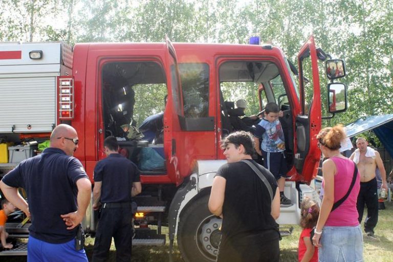 Gyereknapon a kispesti tűzoltólaktanyába várják a kicsiket