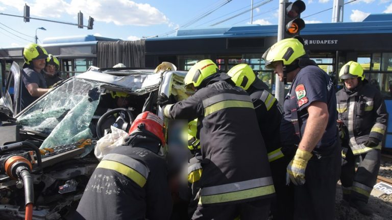 Ez tényleg brutális baleset volt – Megrendítő felvétel A balesetről – Videó